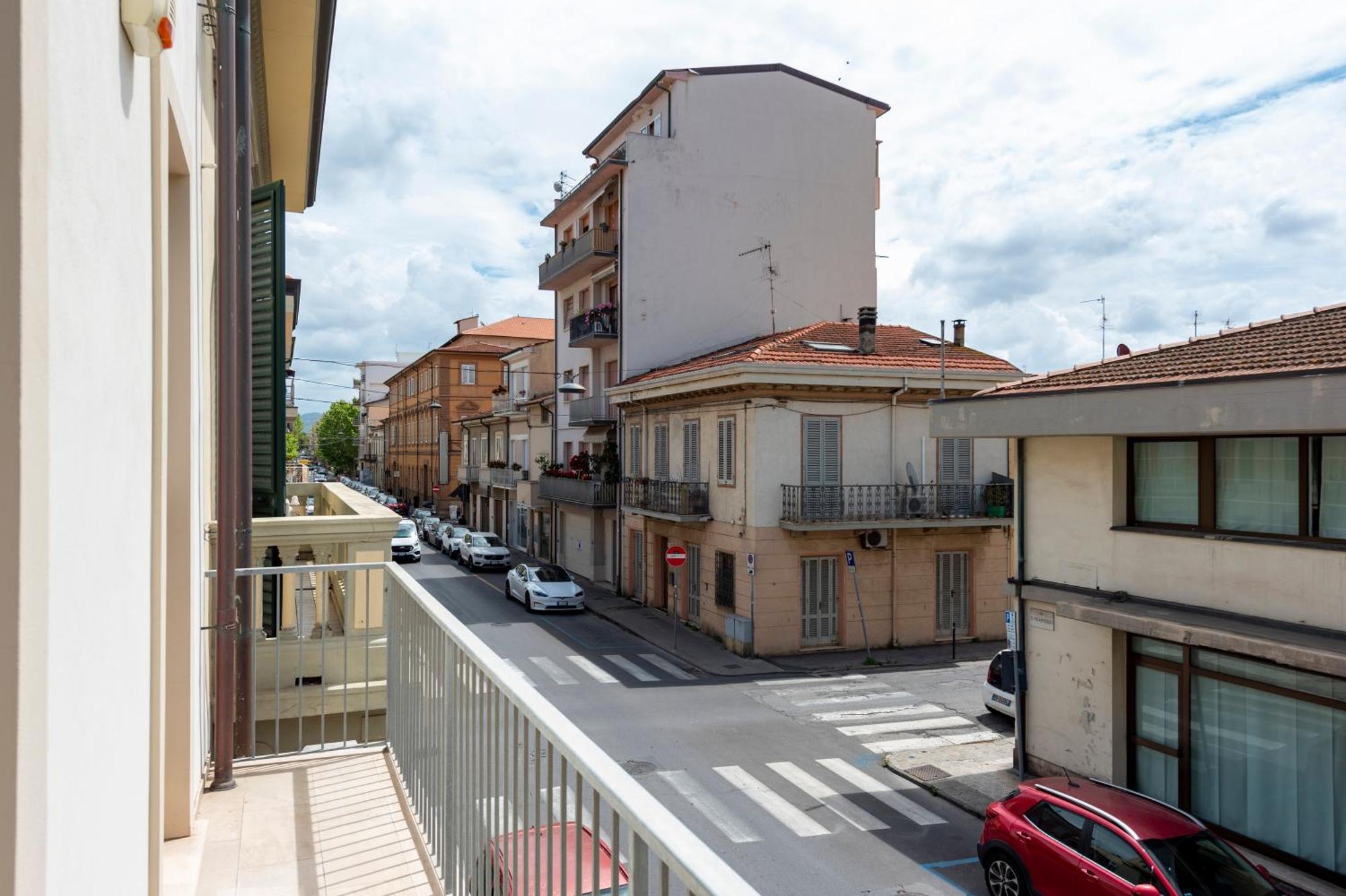 La Suite 2 Ondina Viareggio 200M From Sea - Happy Rentals Exterior foto